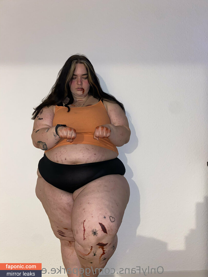 Curvy Geparke Aka Geparke Nude Leaks OnlyFans Photo 12 Faponic