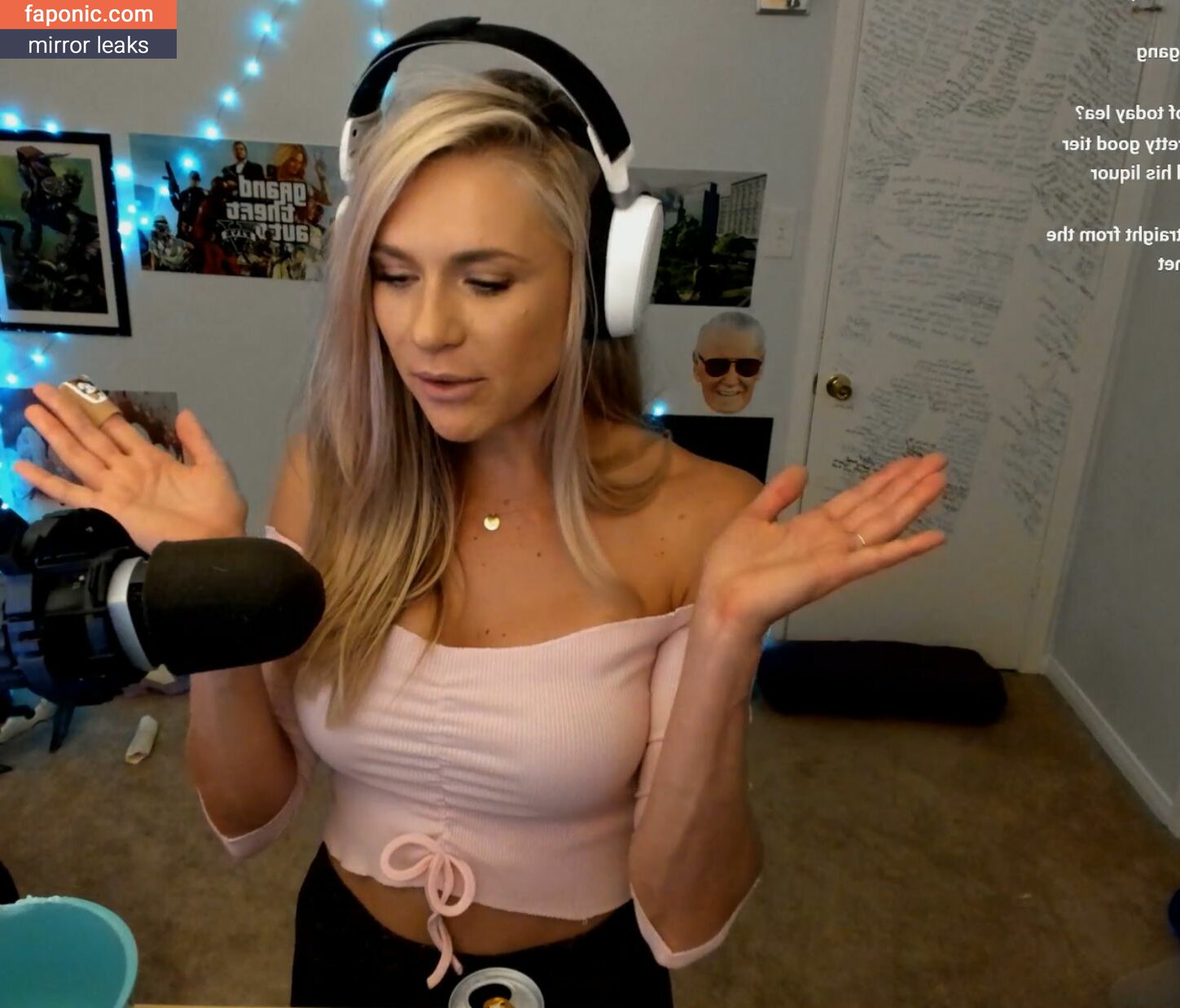 Legendarylea Aka Https Aka Lea May Nude Leaks Faponic