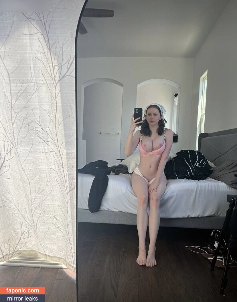 Lilly Bloomes Aka Lillybloomes Nude Leaks Onlyfans Faponic