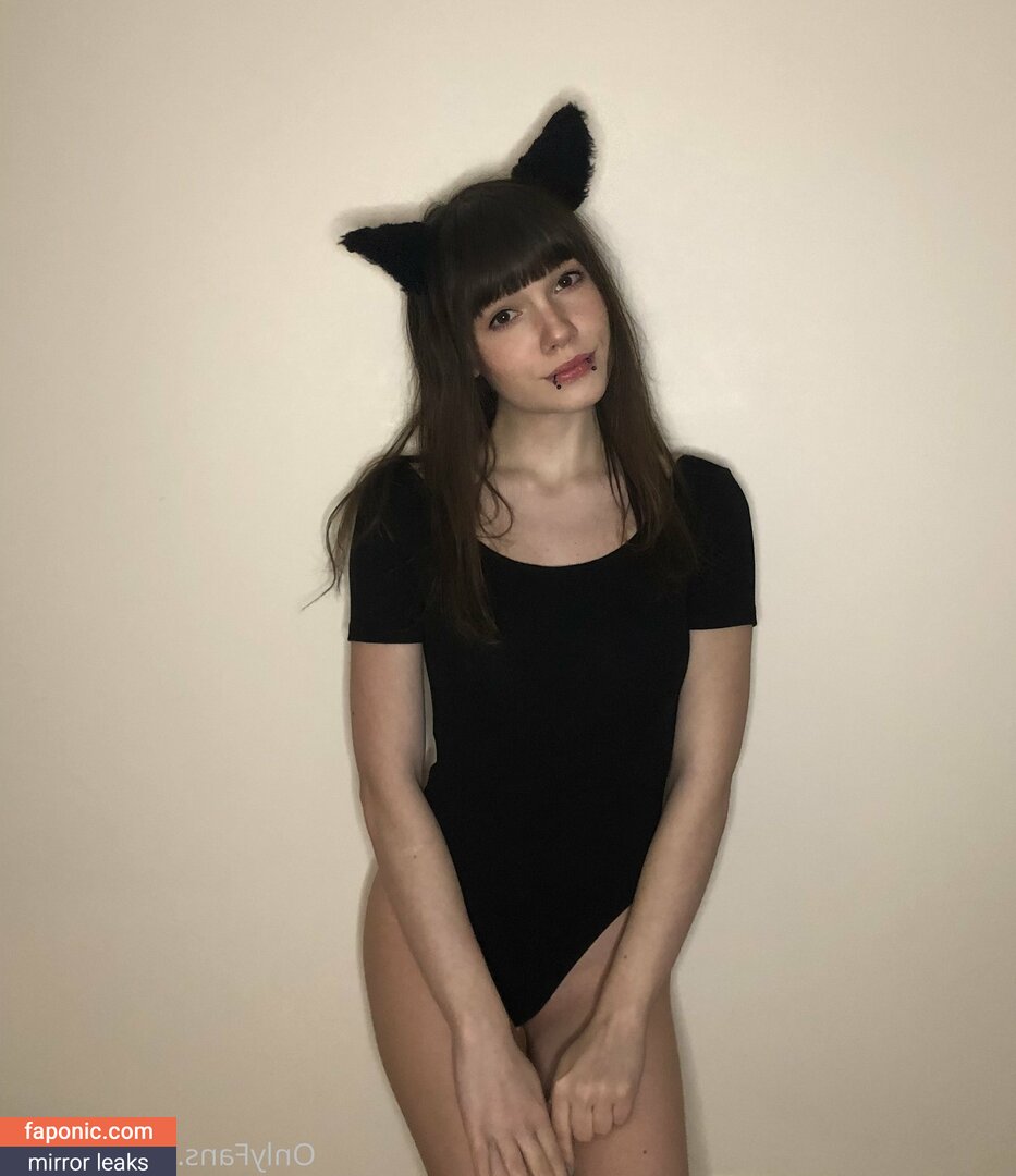 Mewnii Aka Mewnii B Nude Leaks Onlyfans Faponic