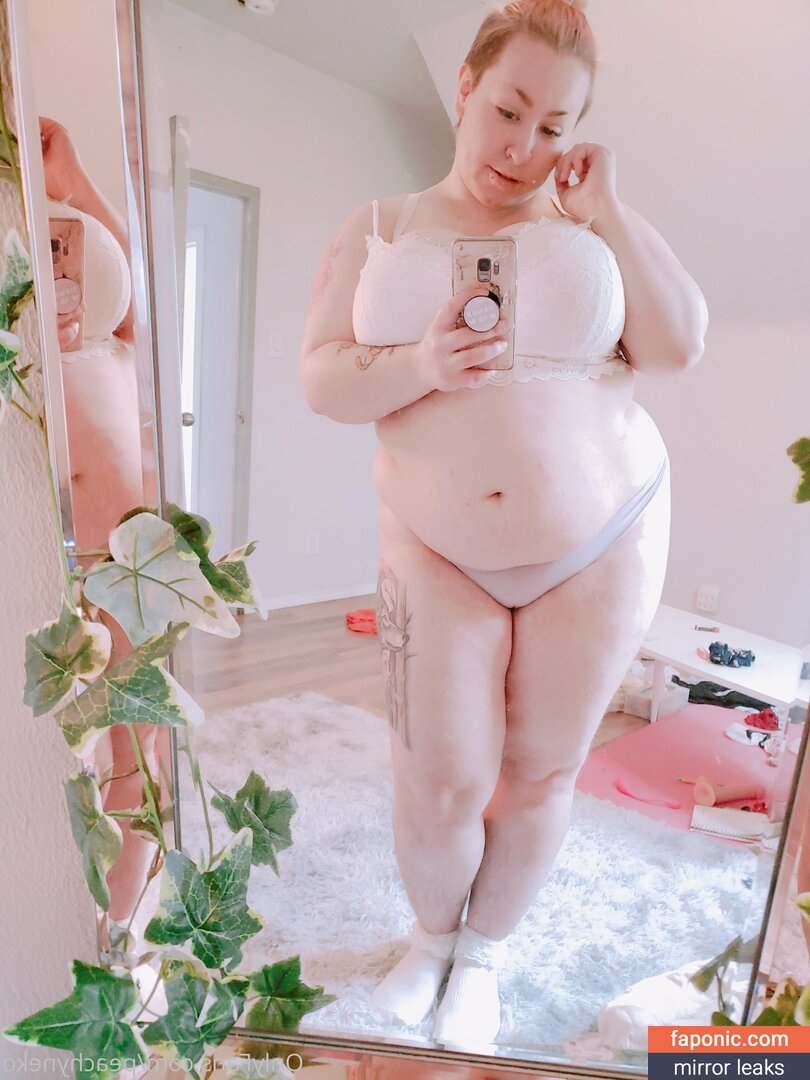 Peachyneko Aka Peachynekoo Nude Leaks Onlyfans Faponic