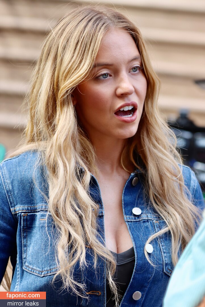 Sydney Sweeney, gal_gadot, https:, sydney_sweeney Nude Leaks OnlyFans Photo #521