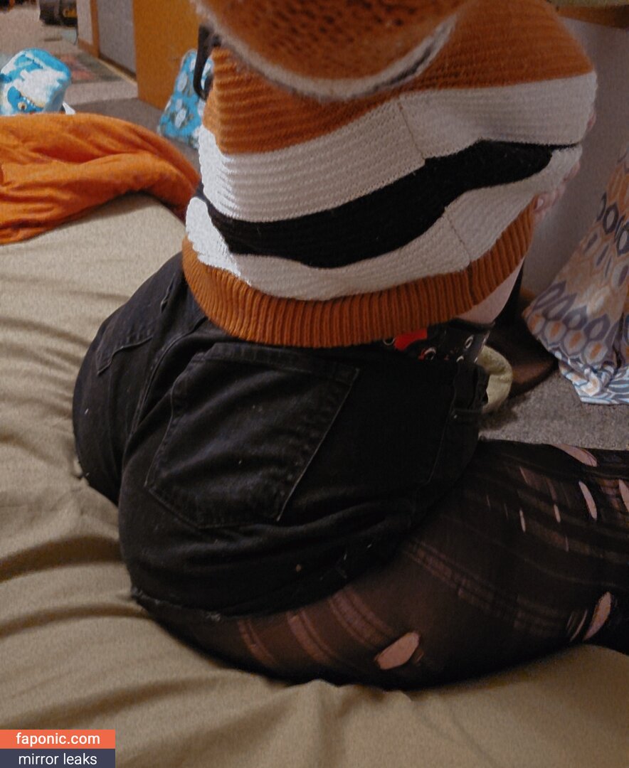 CloverCosplays, darksoulsbimbo Nude Leaks OnlyFans/Patreon Photo #10