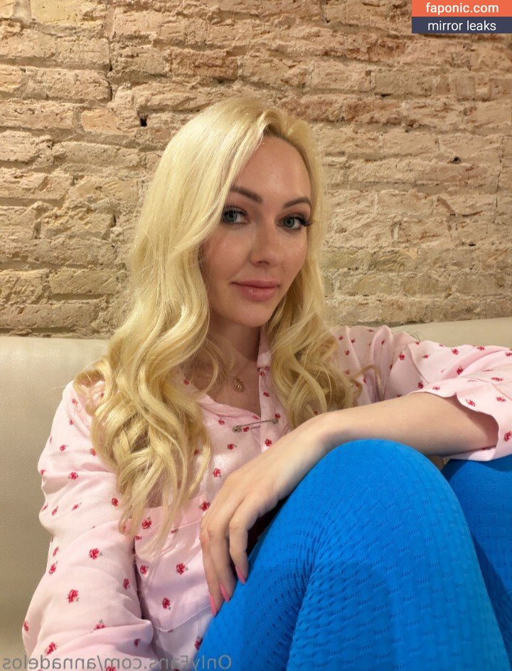 anna delos / annadelosshow / Flexiblewhore