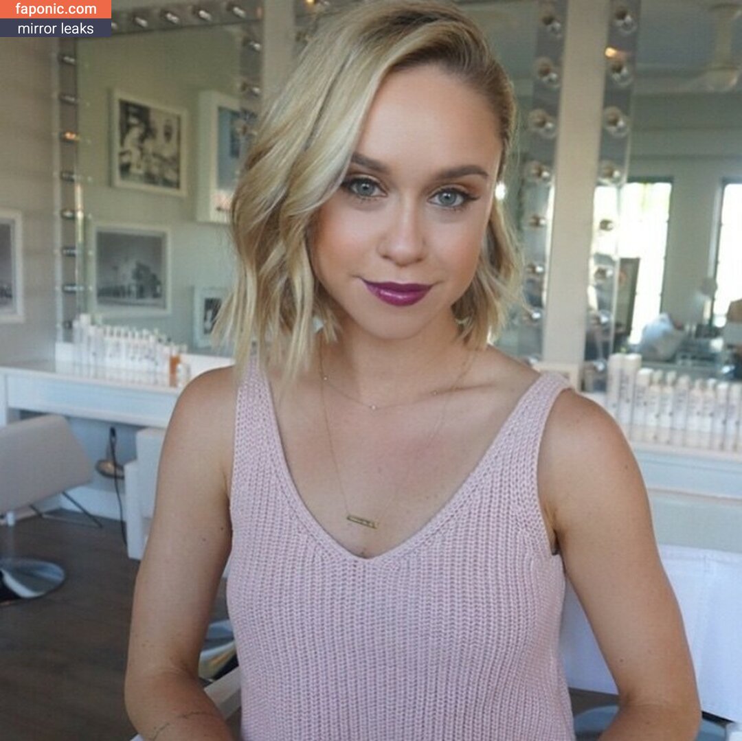 Becca Tobin Aka Becca Nude Leaks Faponic