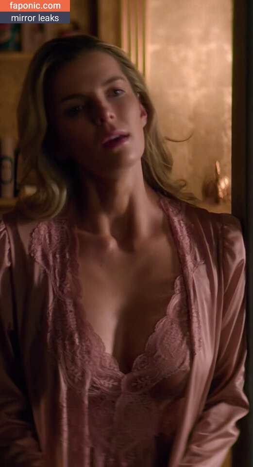 Betty Gilpin
