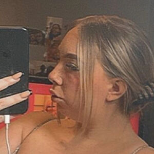 Busty Antonia
