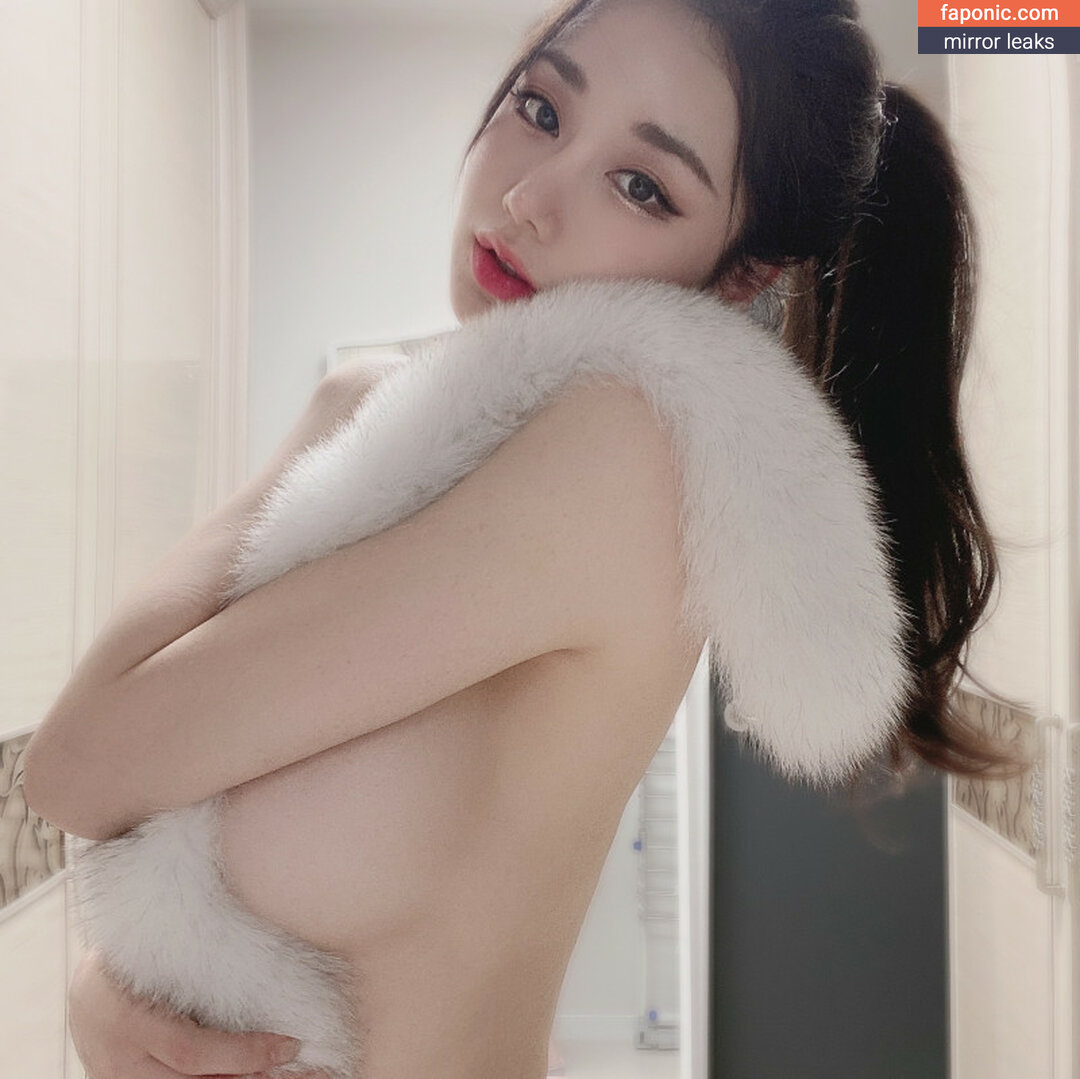 Candyseul nudes