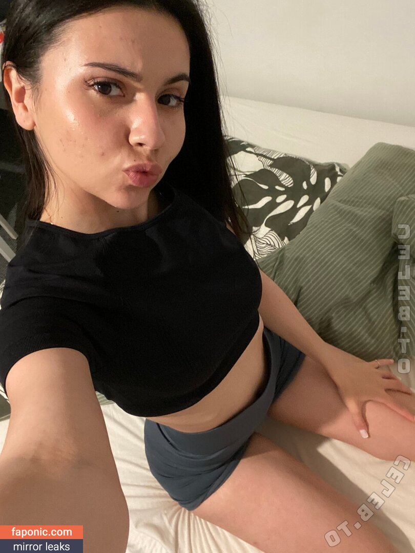 cutiee_stacy