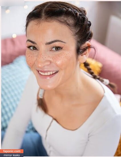 ELLA P
