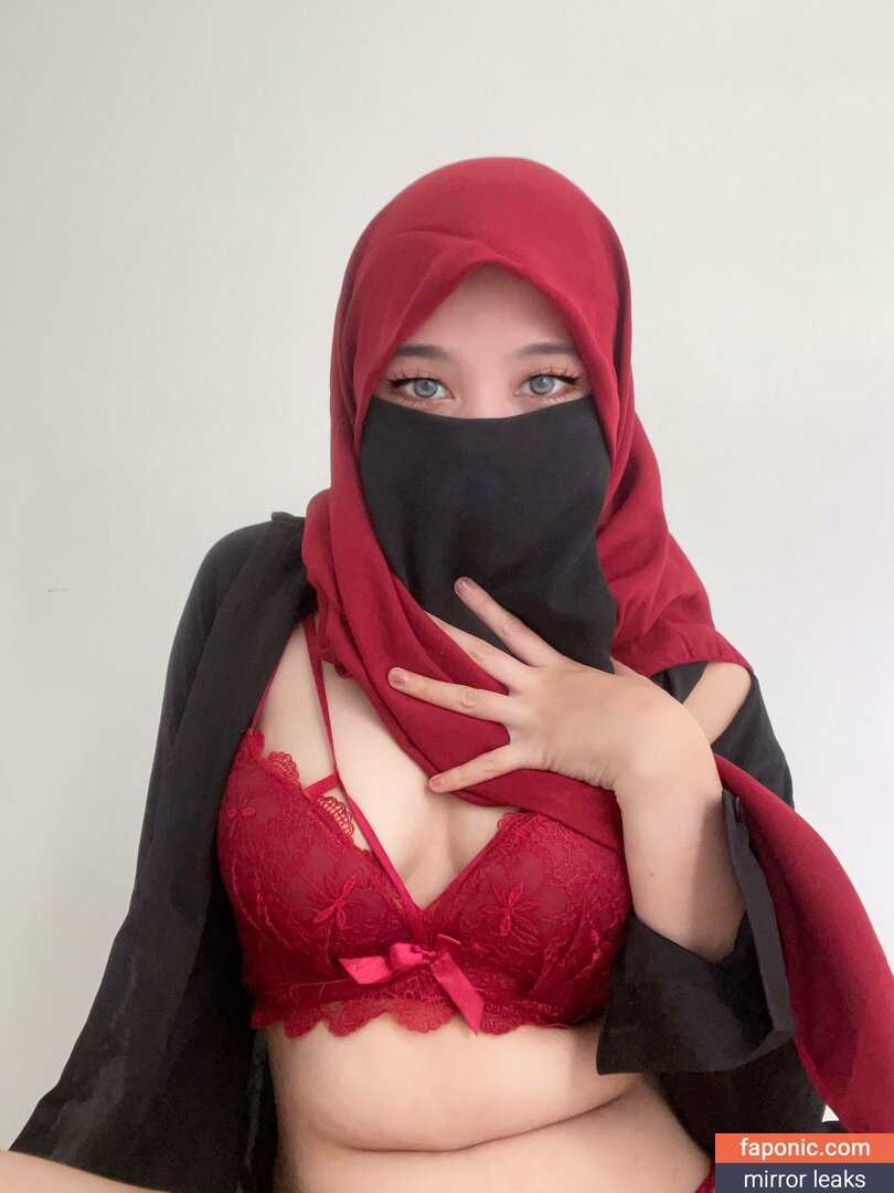 Hijab Camilla aka hijab_camilla Nude Leaks OnlyFans Photo #14 - Faponic