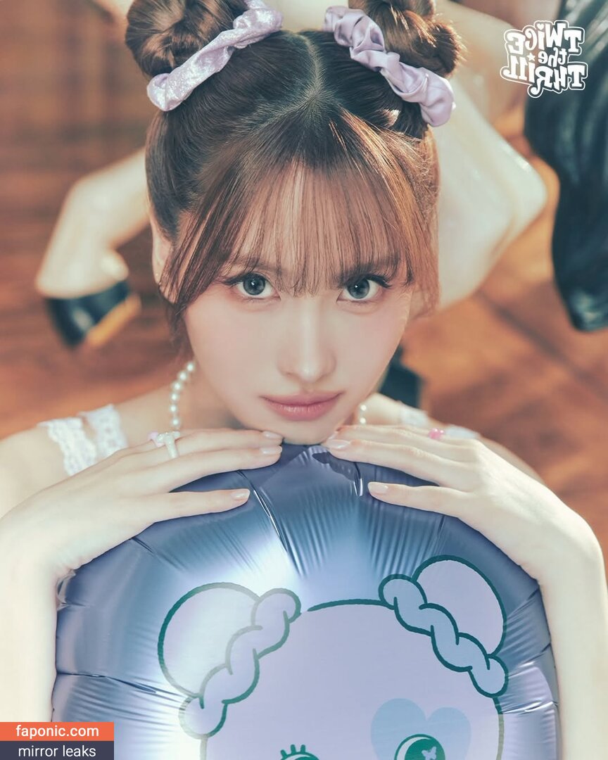 Hirai Momo