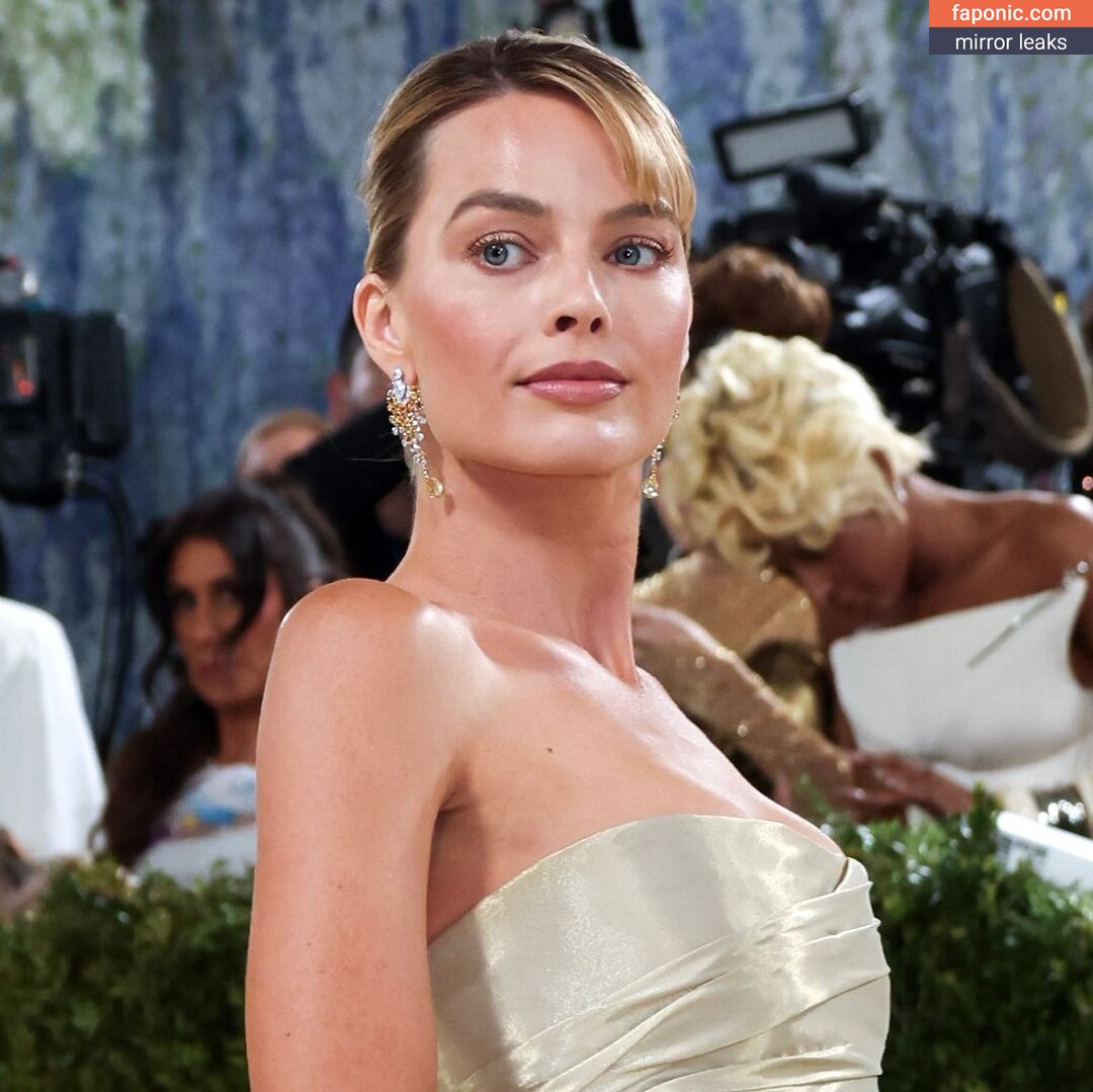 Margot Robbie