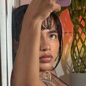 MARIAM BLOOM