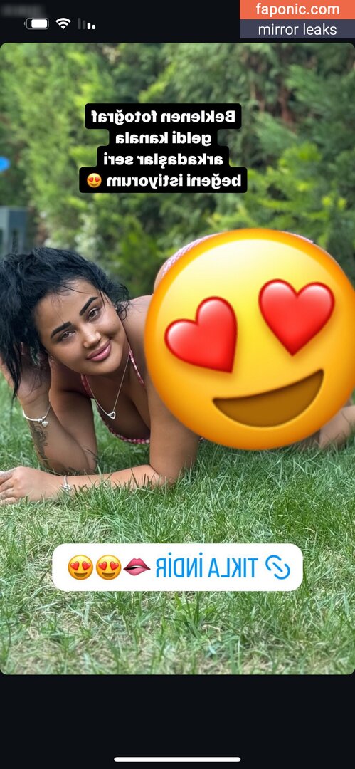 Melek Azad aka melek azd Nude Leaks Faponic 