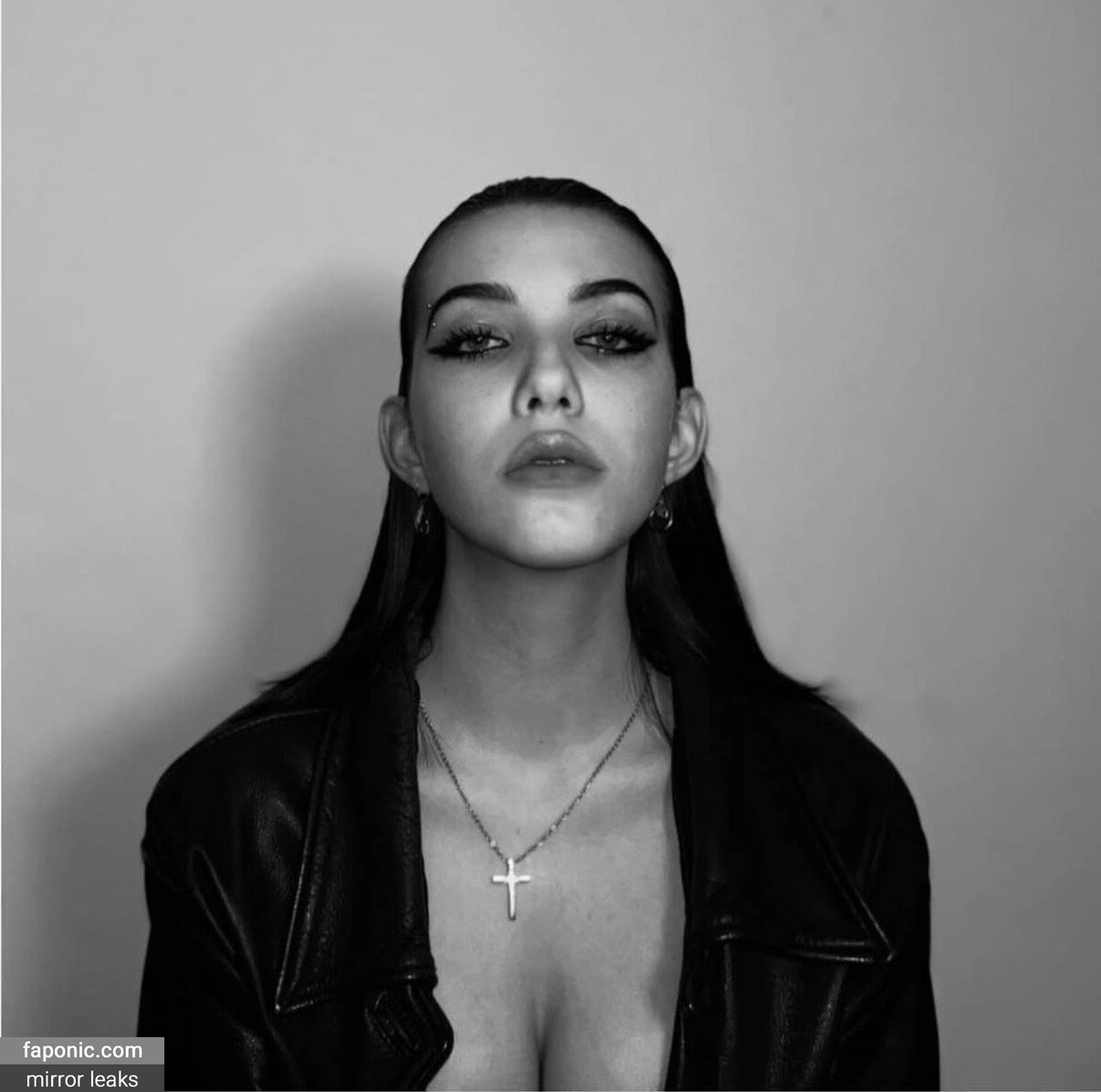 Nathalia goddess