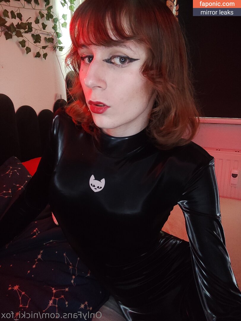 nicki_fox