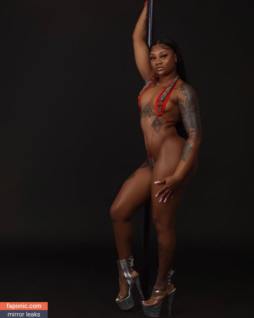 Riiah.Rosae
