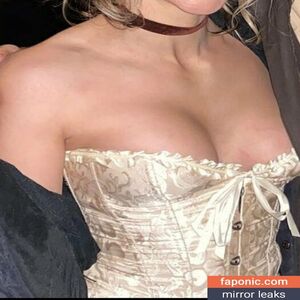 Samaire Armstrong