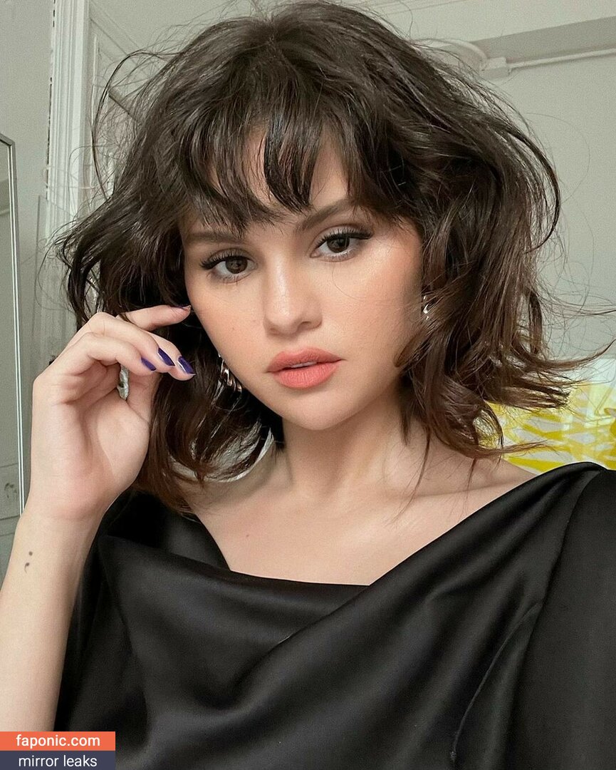 Selena Gomez aka selena.gomez Nude Leaks OnlyFans Photo 229 Faponic