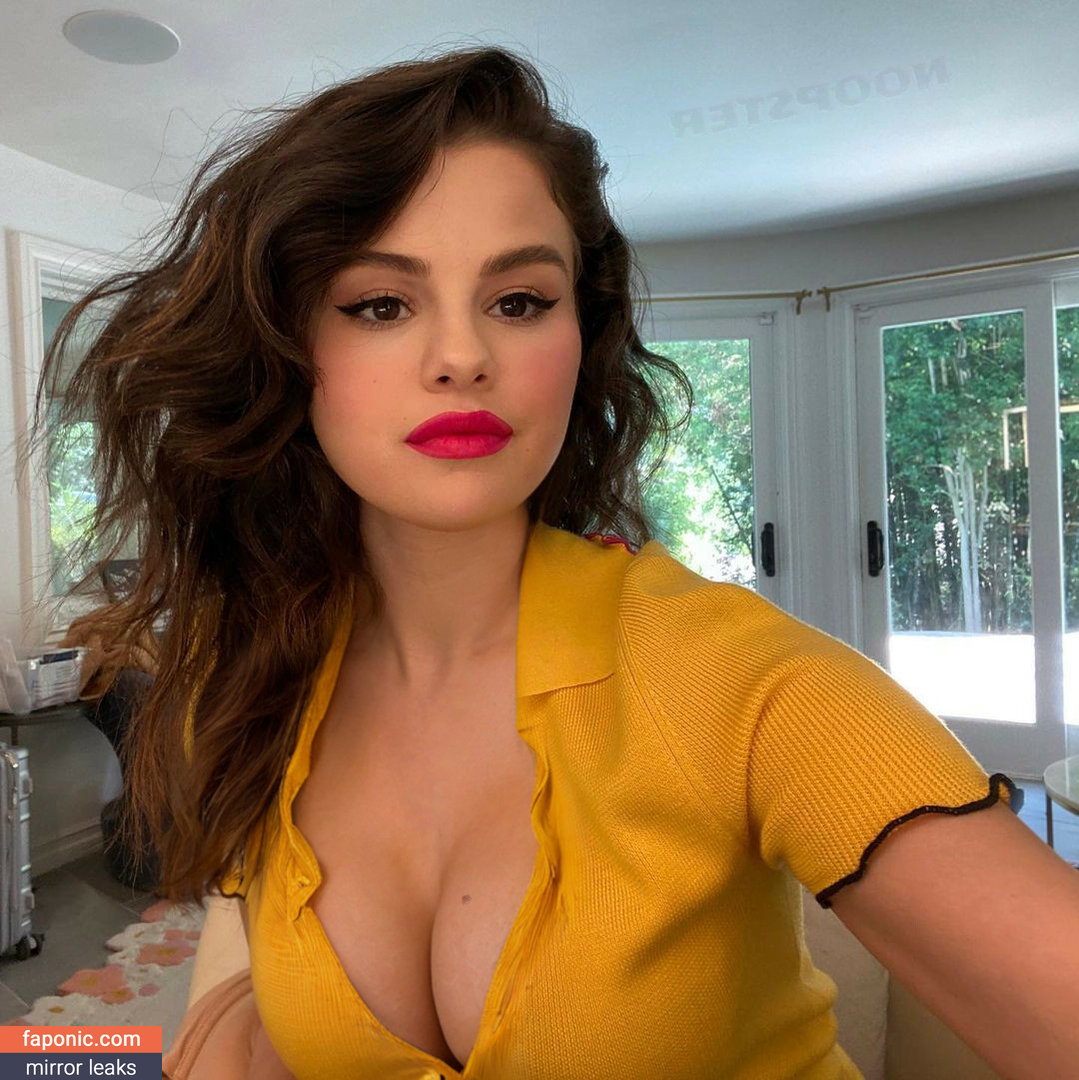 Selena Gomez aka selena.gomez Nude Leaks OnlyFans Photo 7011 Faponic