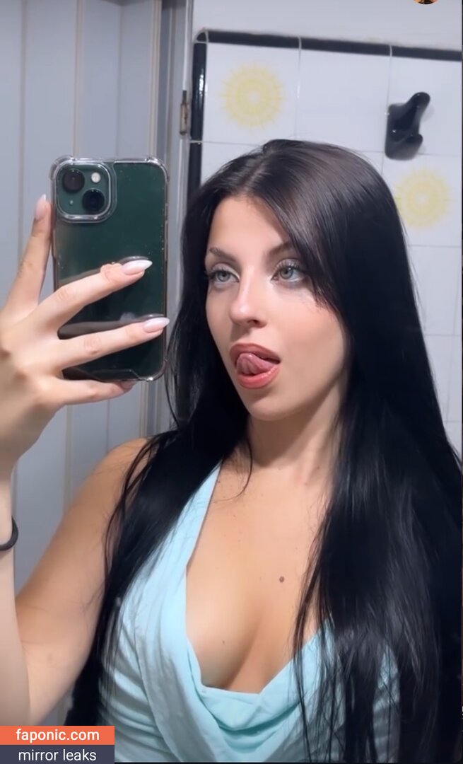 Sofi Castro