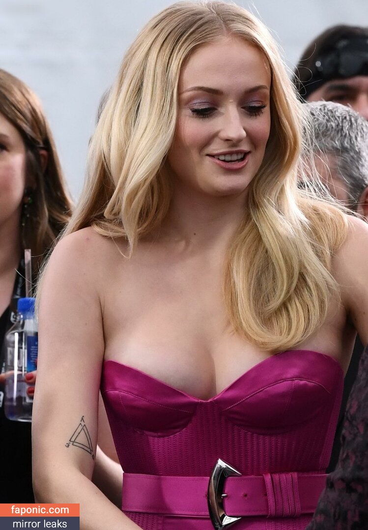 Derek Deso Wife aka Sophie Turner Nude Leaks OnlyFans Photo #442 - Faponic