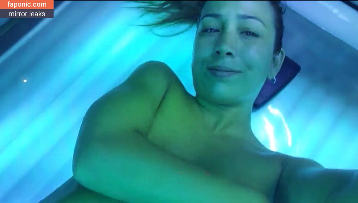Zeynep Tümbek aka zeyneptumbeek Nude Leaks Photo 5 Faponic 